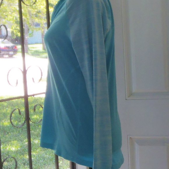 Ideology Top - Size Medium - EUC - Picture 6 of 15